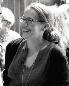 Dana Fox